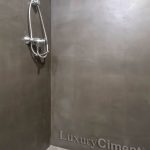 paredes y suelos de baño ducha con microcemento